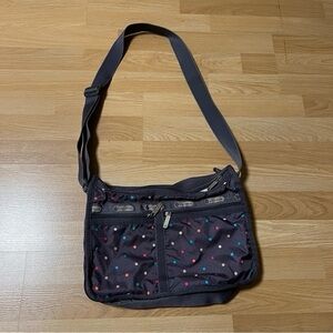 Shiseido Make Up Bag